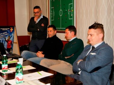 Da sx: Gubinelli, l'arbitro CAN A Pasqua, Intagliata e il Vicepresidente CRA Grispigni