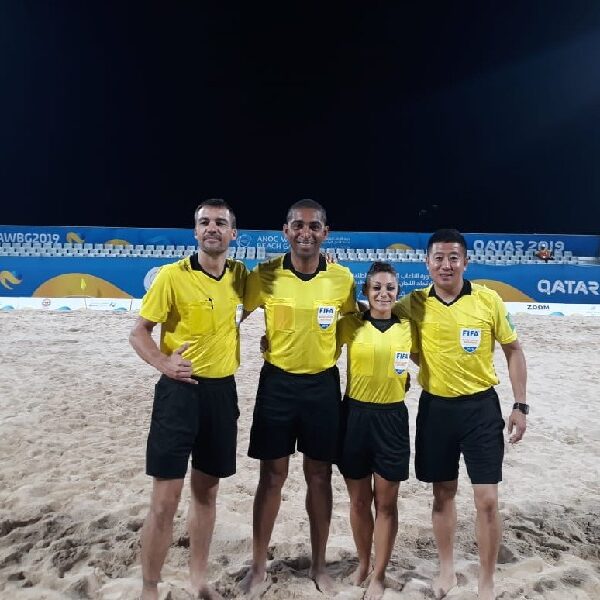 Gli arbitri in campo