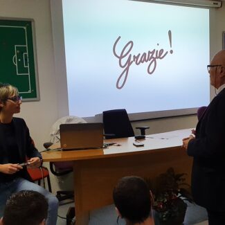 Pirriatore durante la riunione