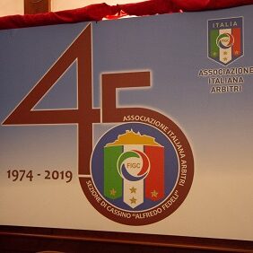 il nuovo tabellone con il logo del 45° anniversario della Sezione