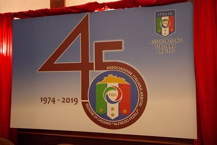 il nuovo tabellone con il logo del 45° anniversario della Sezione