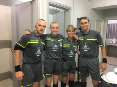 L'assistente giudice con la collega CAN D Pirriatore